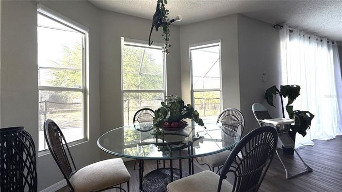 Image No.19-4 Bed House for sale