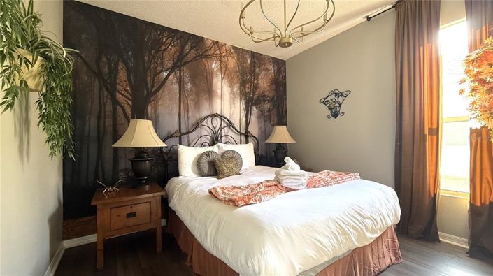 Image No.26-4 Bed House for sale