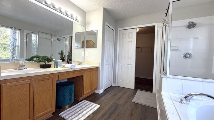 Image No.37-4 Bed House for sale