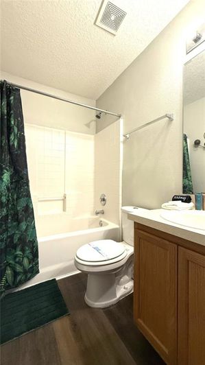 Image No.44-4 Bed House for sale