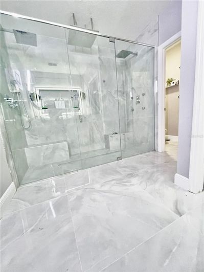 Image No.21-4 Bed House for sale