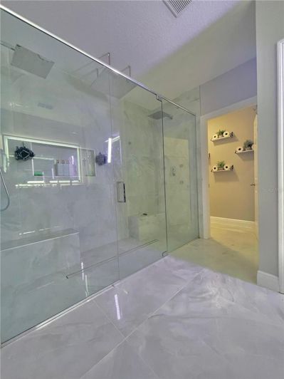 Image No.23-4 Bed House for sale