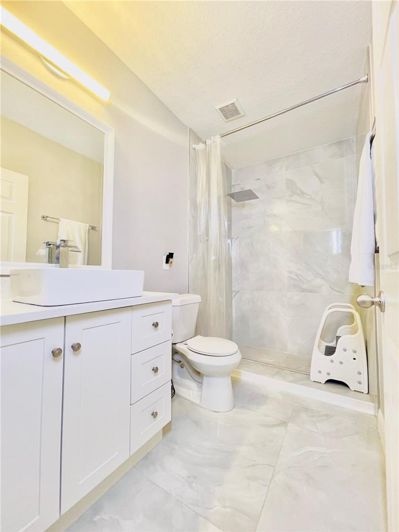 Image No.25-4 Bed House for sale