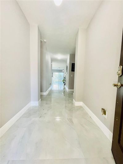 Image No.10-4 Bed House for sale