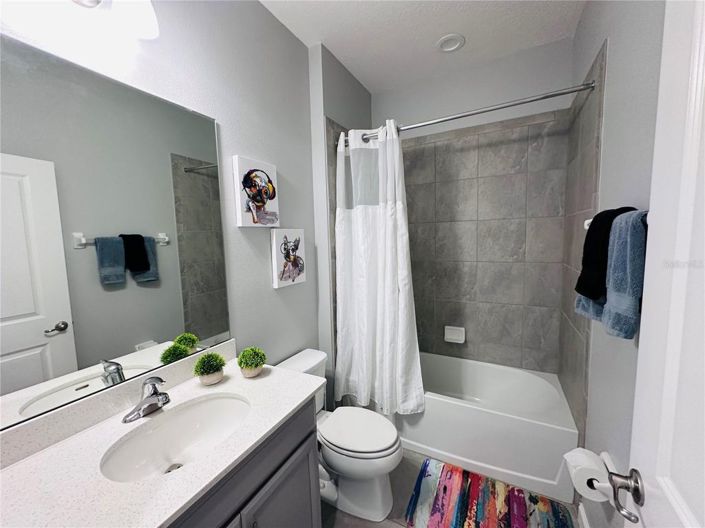 Image No.24-4 Bed House for sale