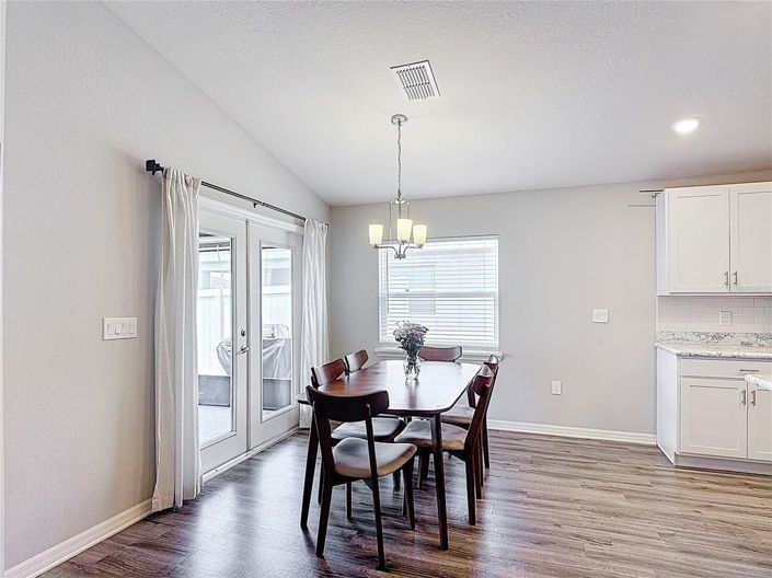 Image No.19-3 Bed House for sale