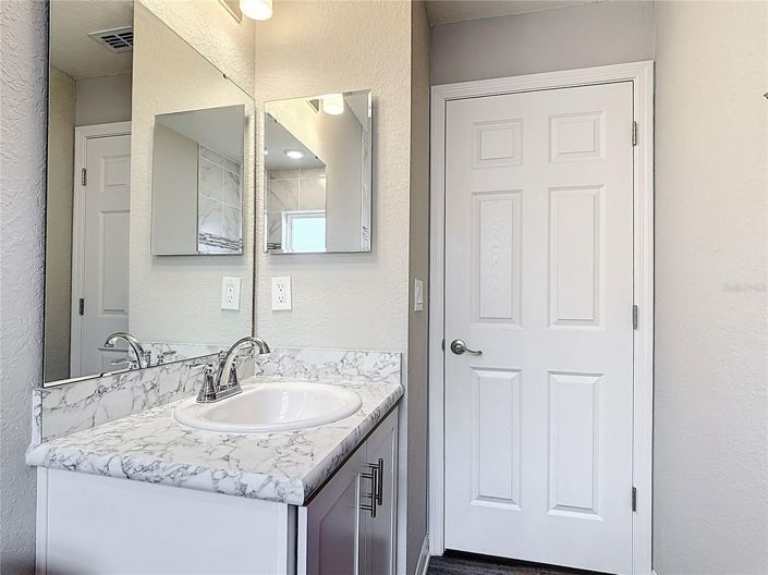 Image No.37-3 Bed House for sale