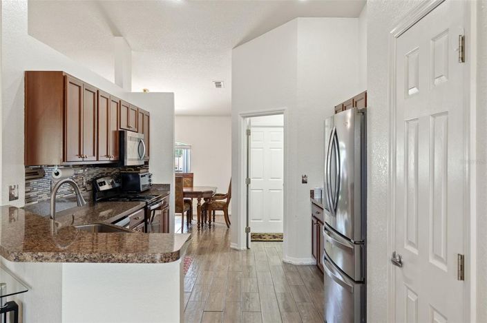 Image No.11-4 Bed House for sale