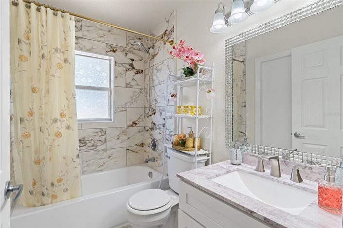 Image No.24-4 Bed House for sale