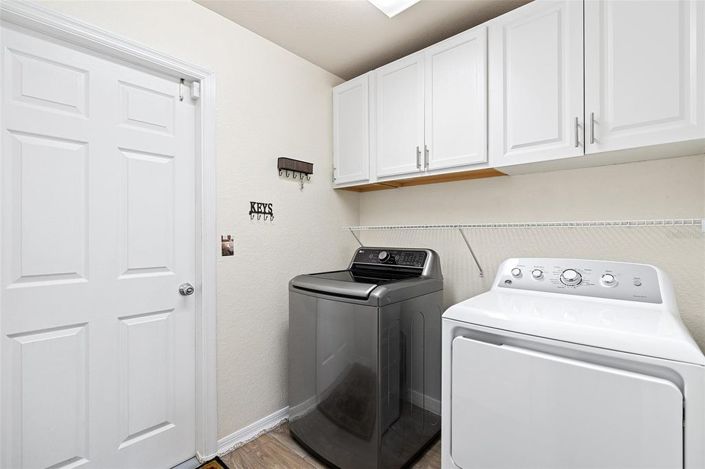 Image No.31-4 Bed House for sale