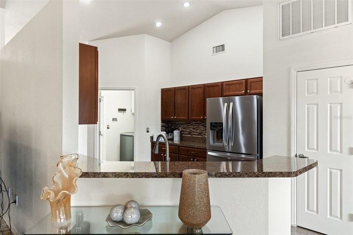 Image No.10-4 Bed House for sale