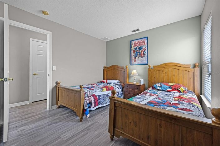 Image No.19-7 Bed House for sale