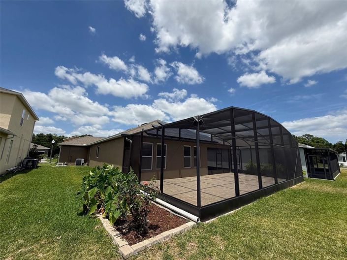 Image No.21-4 Bed House for sale