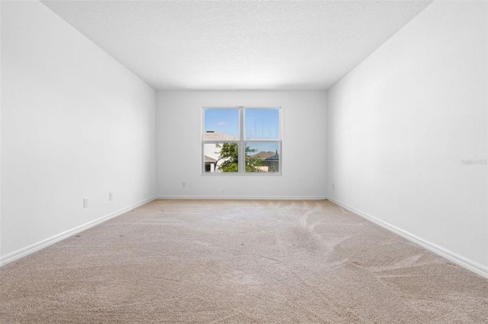 Image No.26-5 Bed House for sale