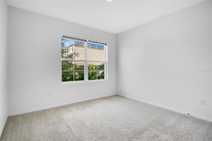 Image No.15-3 Bed House for sale