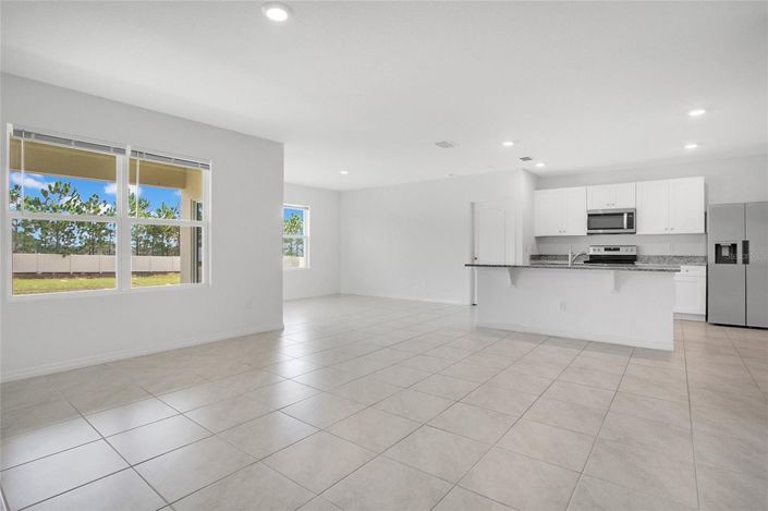 Image No.6-3 Bed House for sale