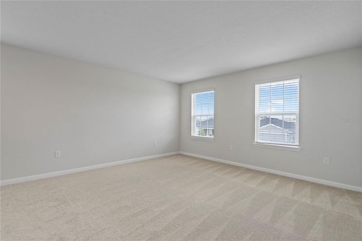 Image No.24-4 Bed House for sale