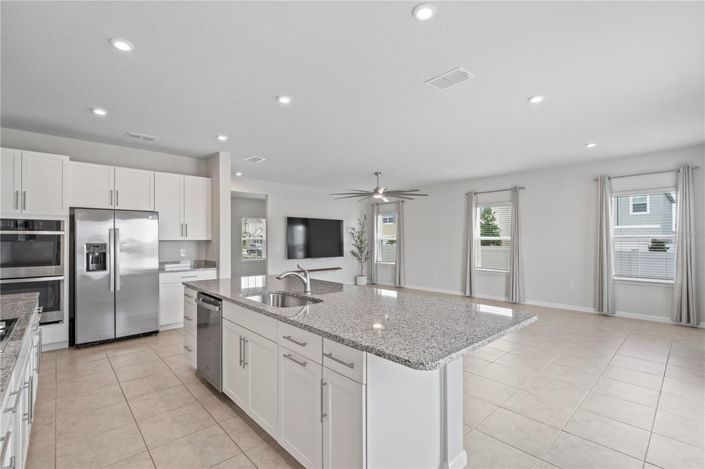 Image No.8-4 Bed House for sale