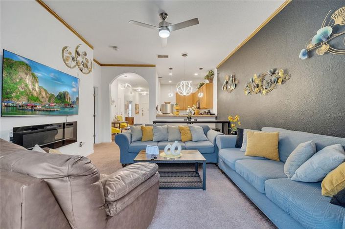 Image No.11-3 Bed Townhouse for sale