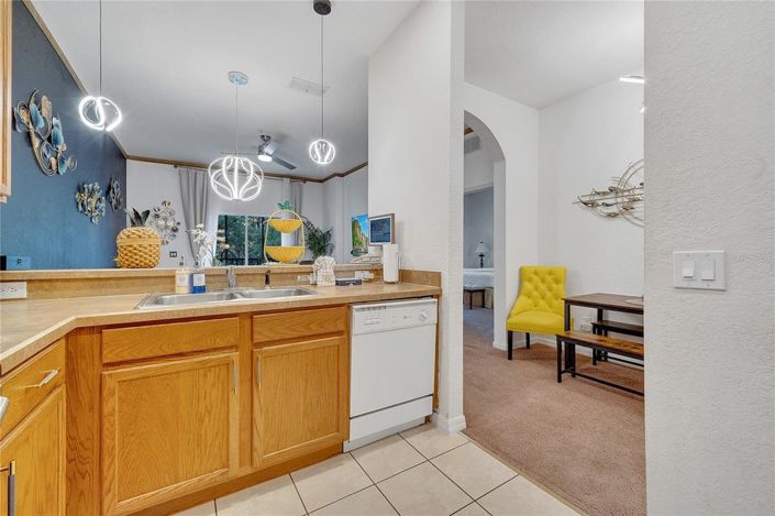 Image No.18-3 Bed Townhouse for sale