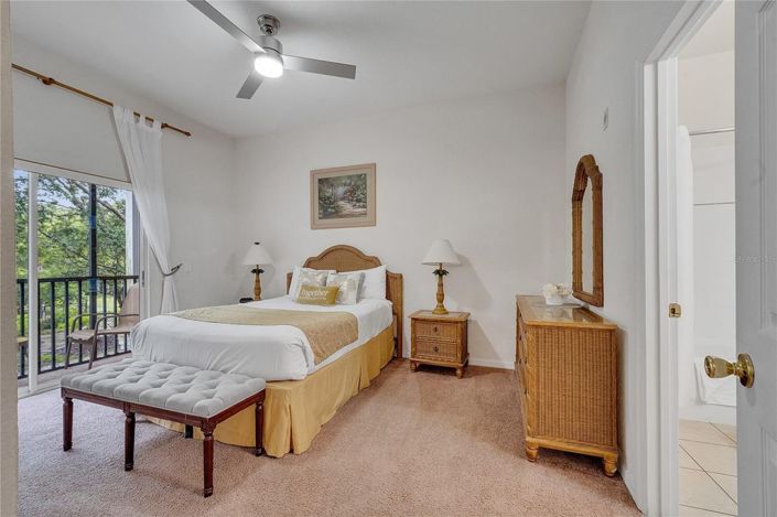 Image No.21-3 Bed Townhouse for sale