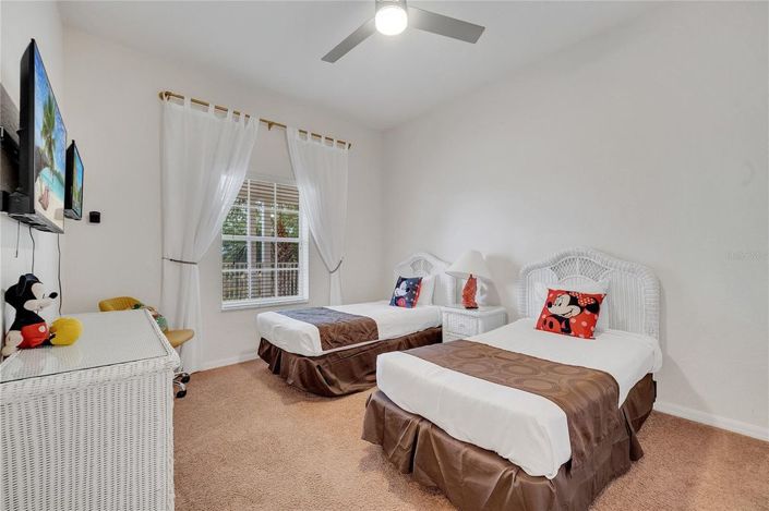 Image No.26-3 Bed Townhouse for sale