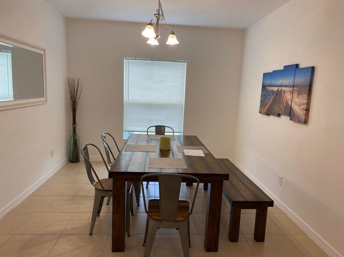 Image No.15-4 Bed Townhouse for sale