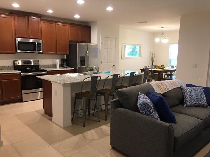 Image No.3-4 Bed Townhouse for sale