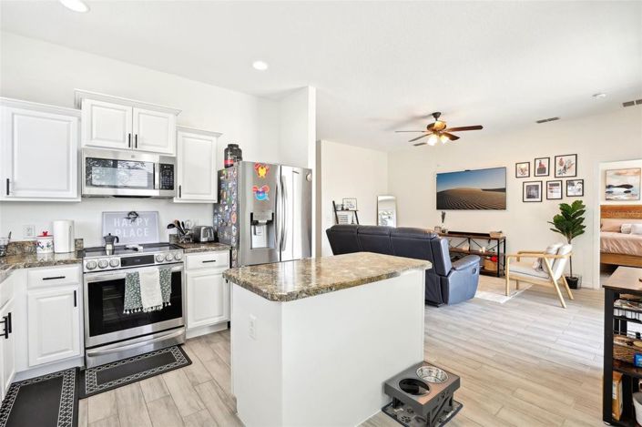 Image No.12-3 Bed House for sale