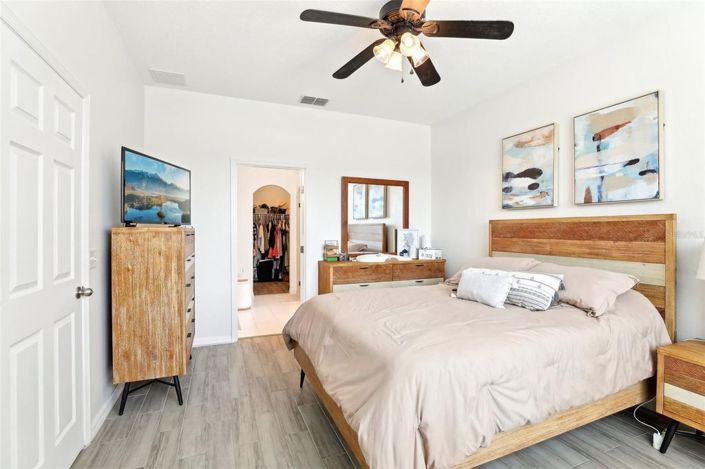 Image No.14-3 Bed House for sale