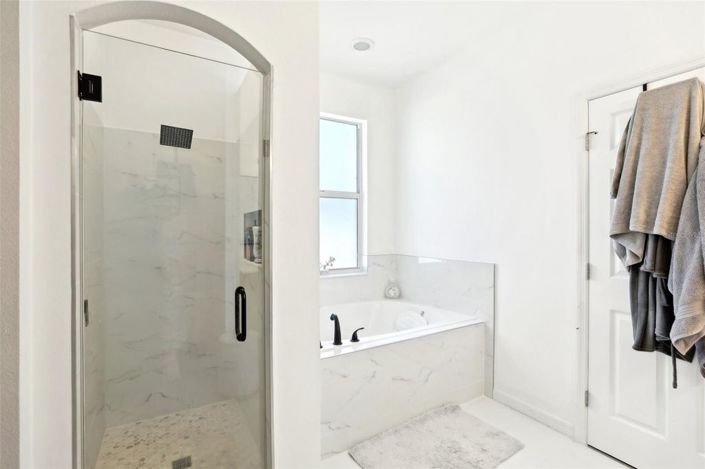 Image No.21-3 Bed House for sale