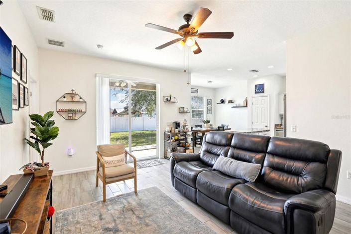 Image No.6-3 Bed House for sale