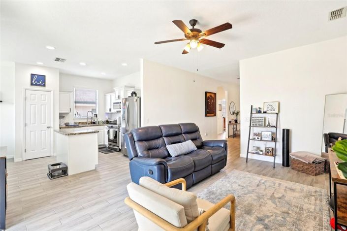 Image No.7-3 Bed House for sale