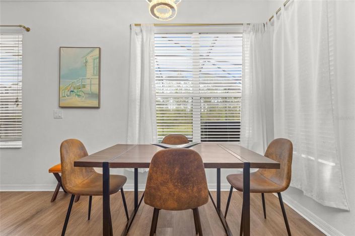 Image No.14-4 Bed House for sale