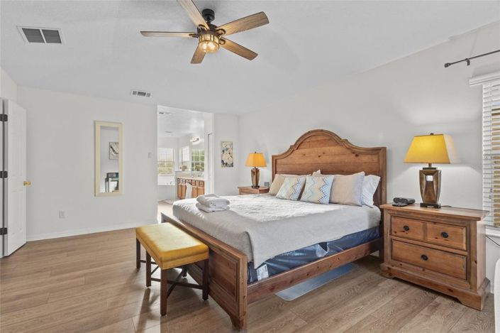 Image No.23-4 Bed House for sale