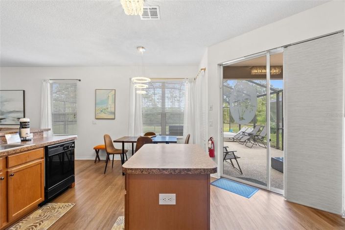 Image No.10-4 Bed House for sale