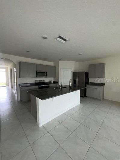 Image No.13-4 Bed House for sale