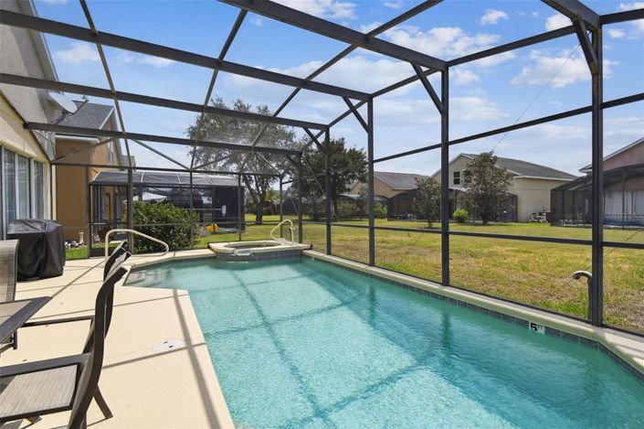 Image No.4-5 Bed House for sale