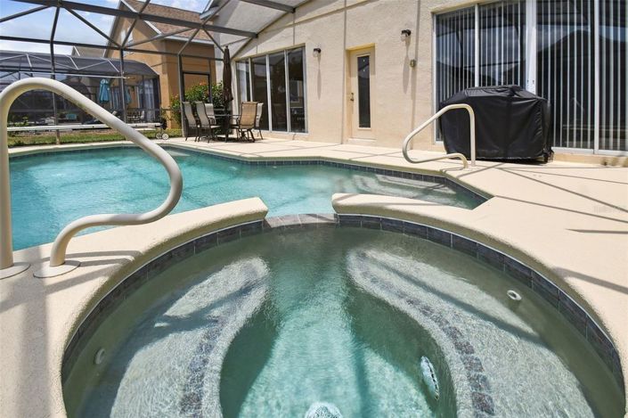 Image No.36-5 Bed House for sale