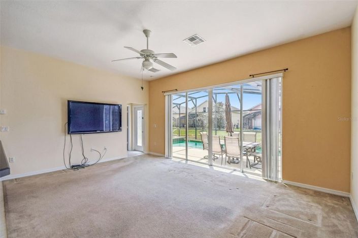 Image No.10-5 Bed House for sale