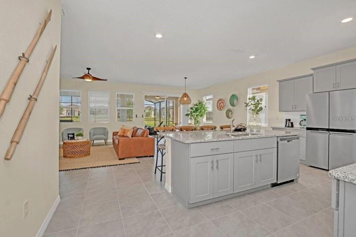 Image No.12-6 Bed House for sale