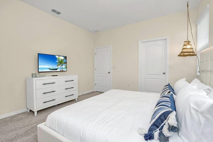 Image No.22-6 Bed House for sale