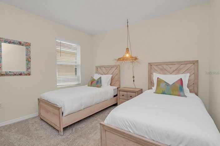 Image No.26-6 Bed House for sale