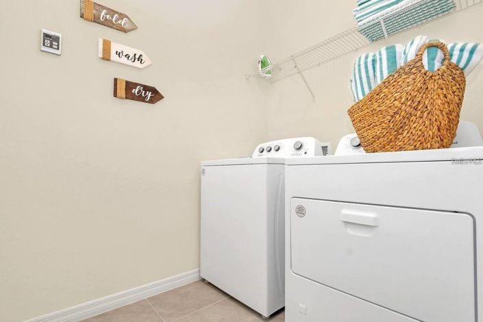 Image No.27-6 Bed House for sale