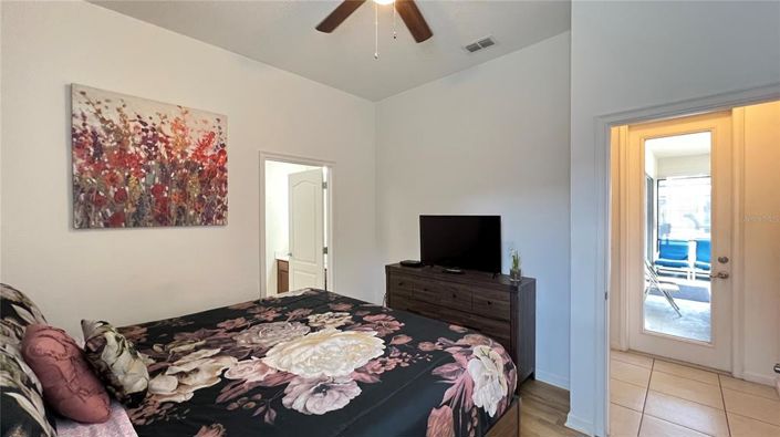 Image No.40-12 Bed House for sale