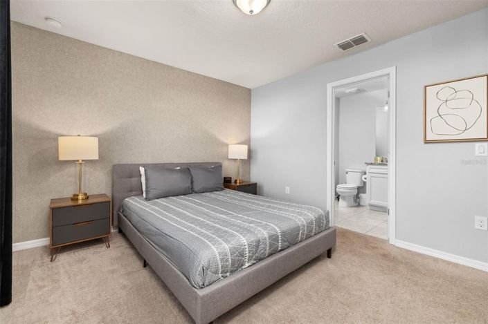 Image No.26-5 Bed House for sale