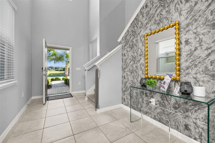 Image No.7-5 Bed House for sale