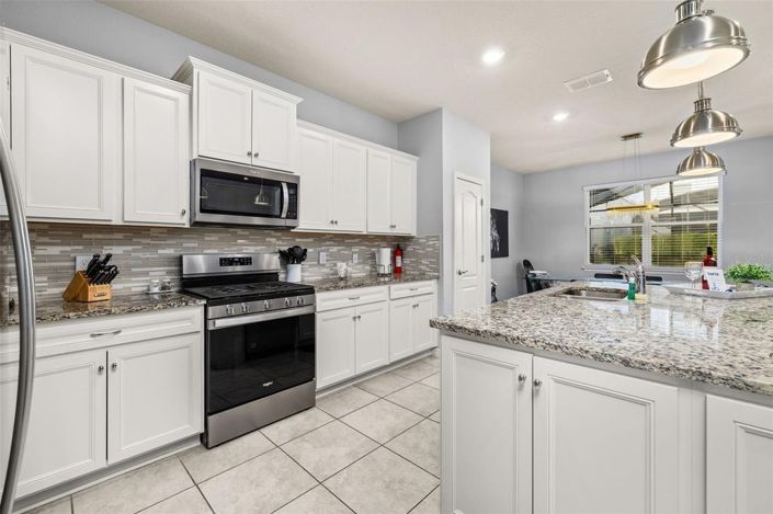 Image No.10-5 Bed House for sale