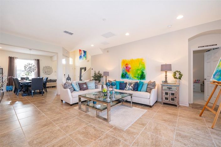 Image No.10-5 Bed House for sale