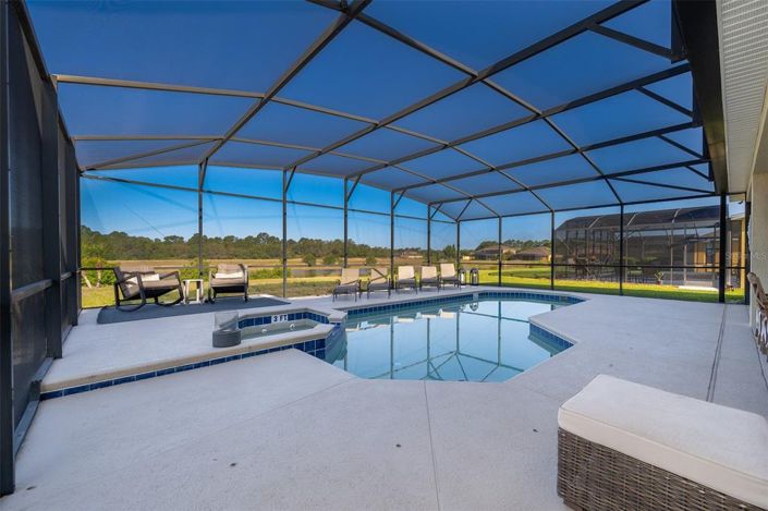 Image No.35-5 Bed House for sale